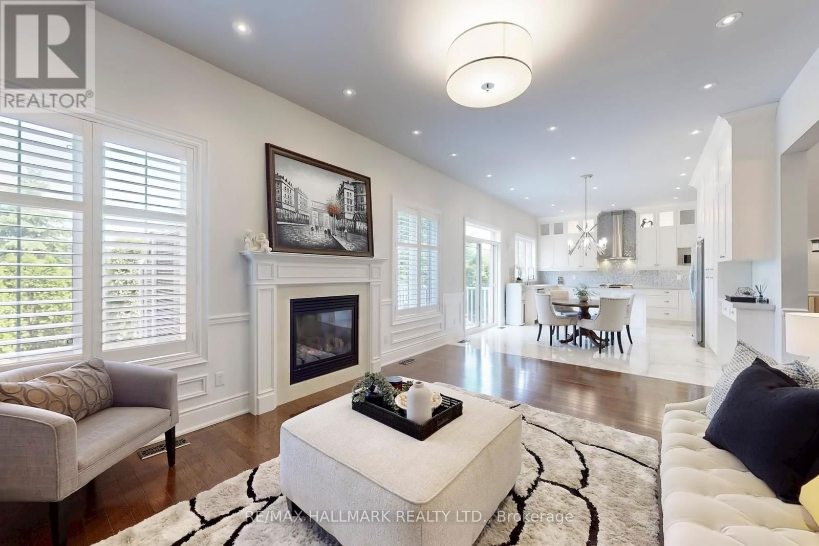 27 EMERALD HEIGHTS DRIVE Image 16