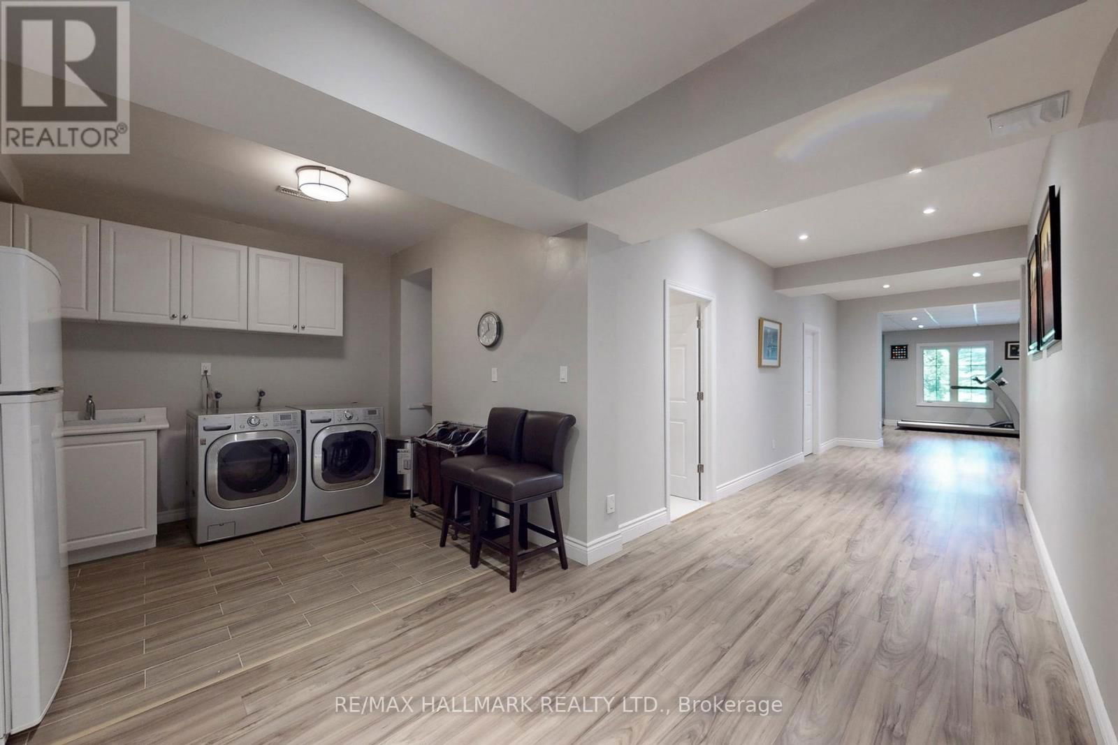 27 EMERALD HEIGHTS DRIVE Image 40
