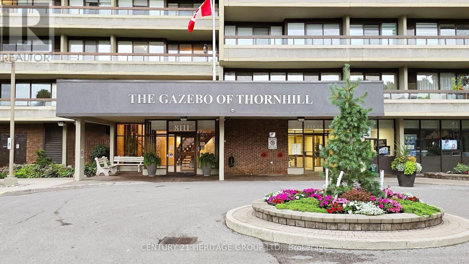1212 - 8111 YONGE STREET Image 3