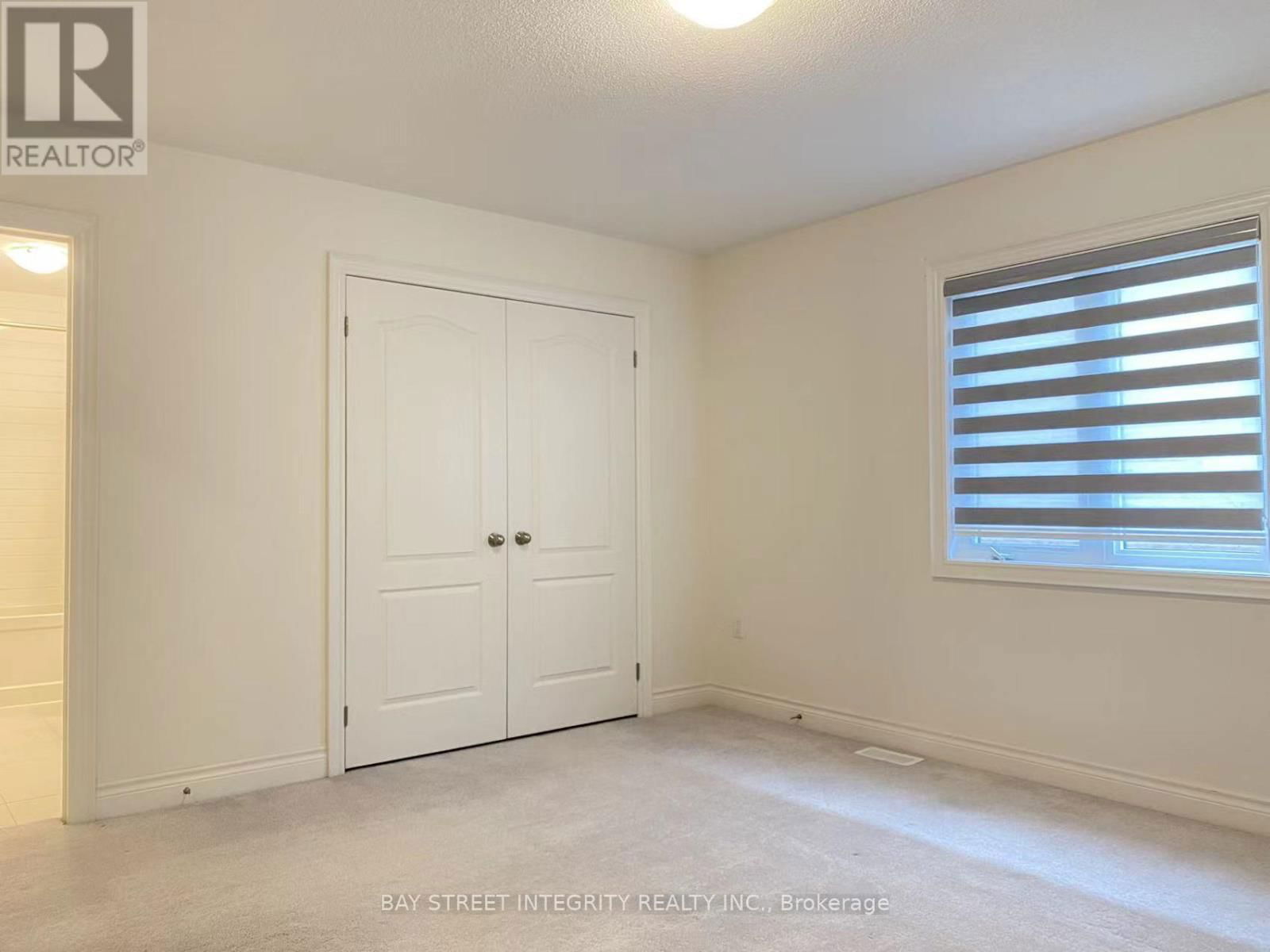 63 TESLA CRESCENT Image 21