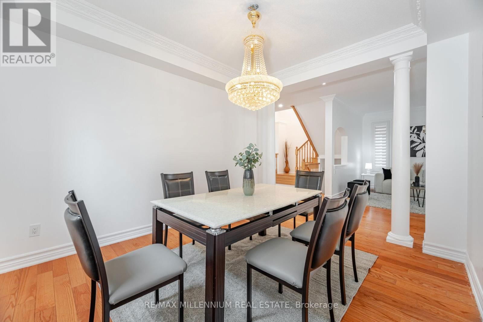 102 LAURIER AVENUE Image 10
