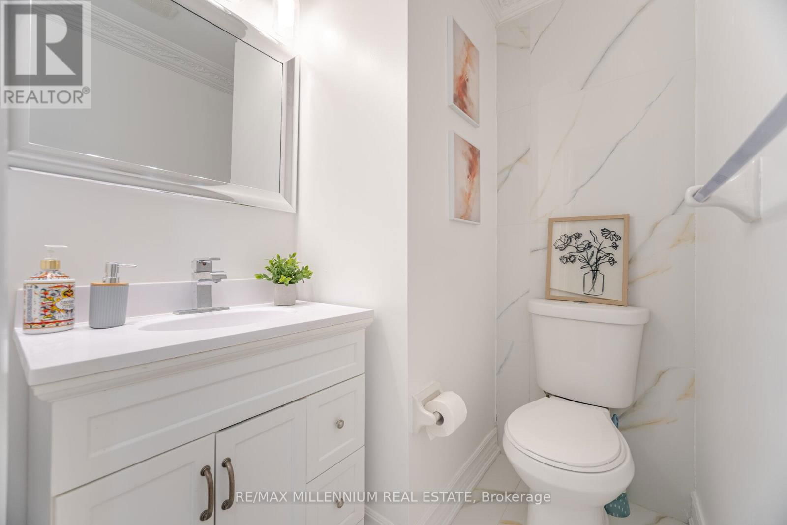 102 LAURIER AVENUE Image 22