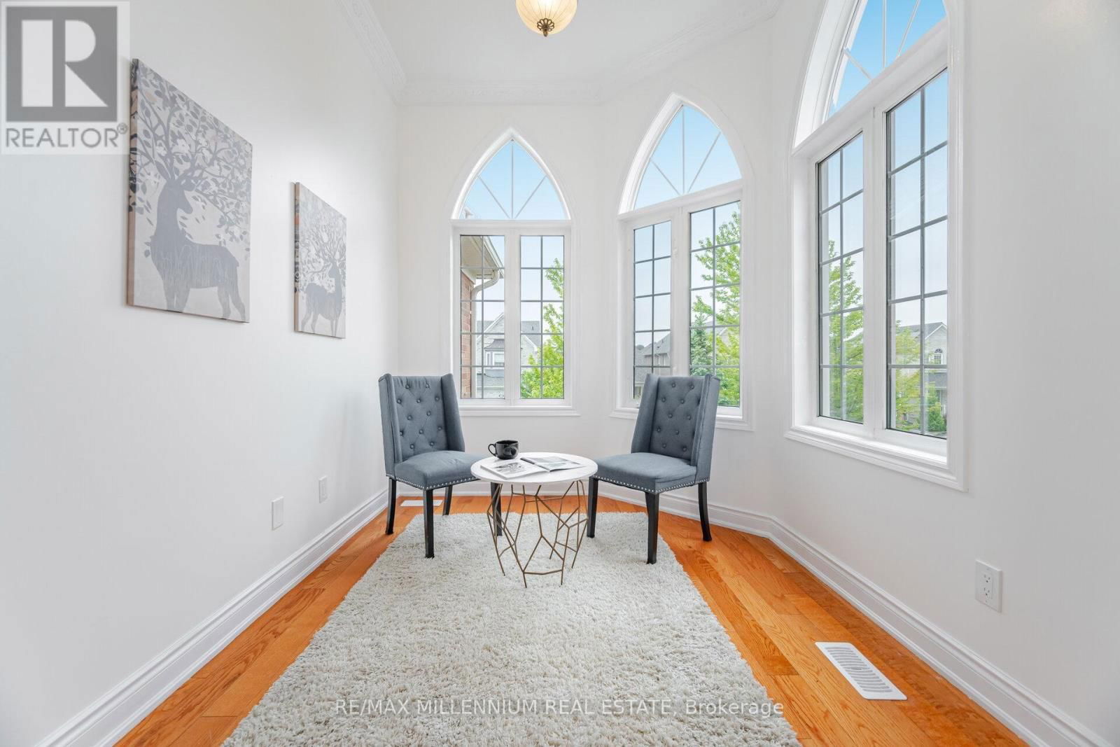 102 LAURIER AVENUE Image 26