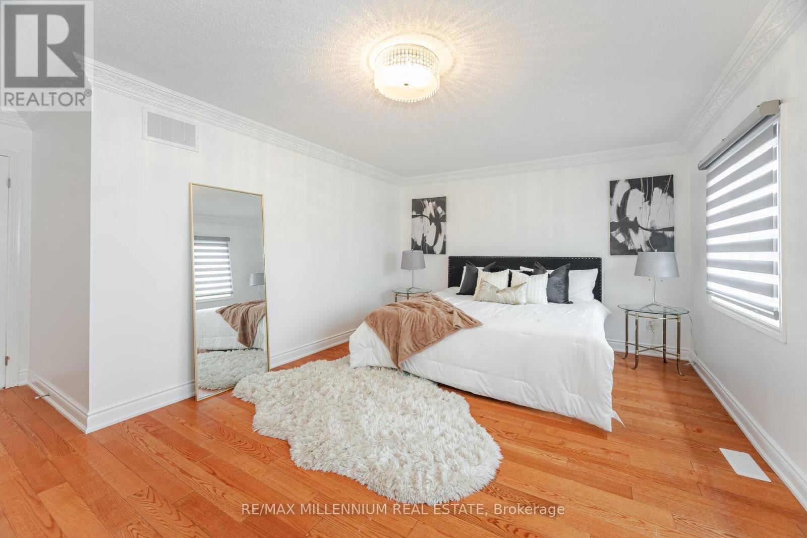 102 LAURIER AVENUE Image 29