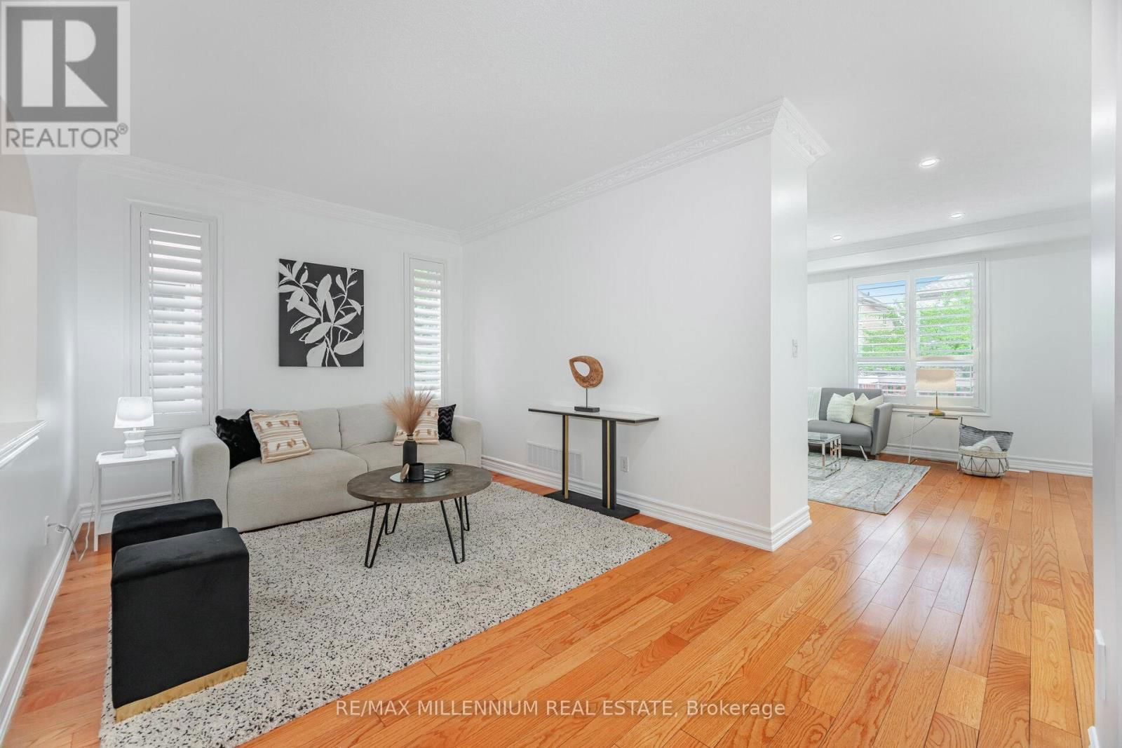 102 LAURIER AVENUE Image 7