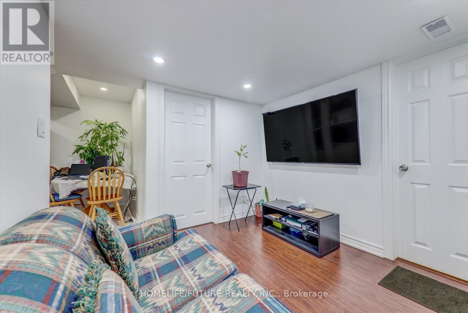 303 WILLIAMSON ROAD Image 31