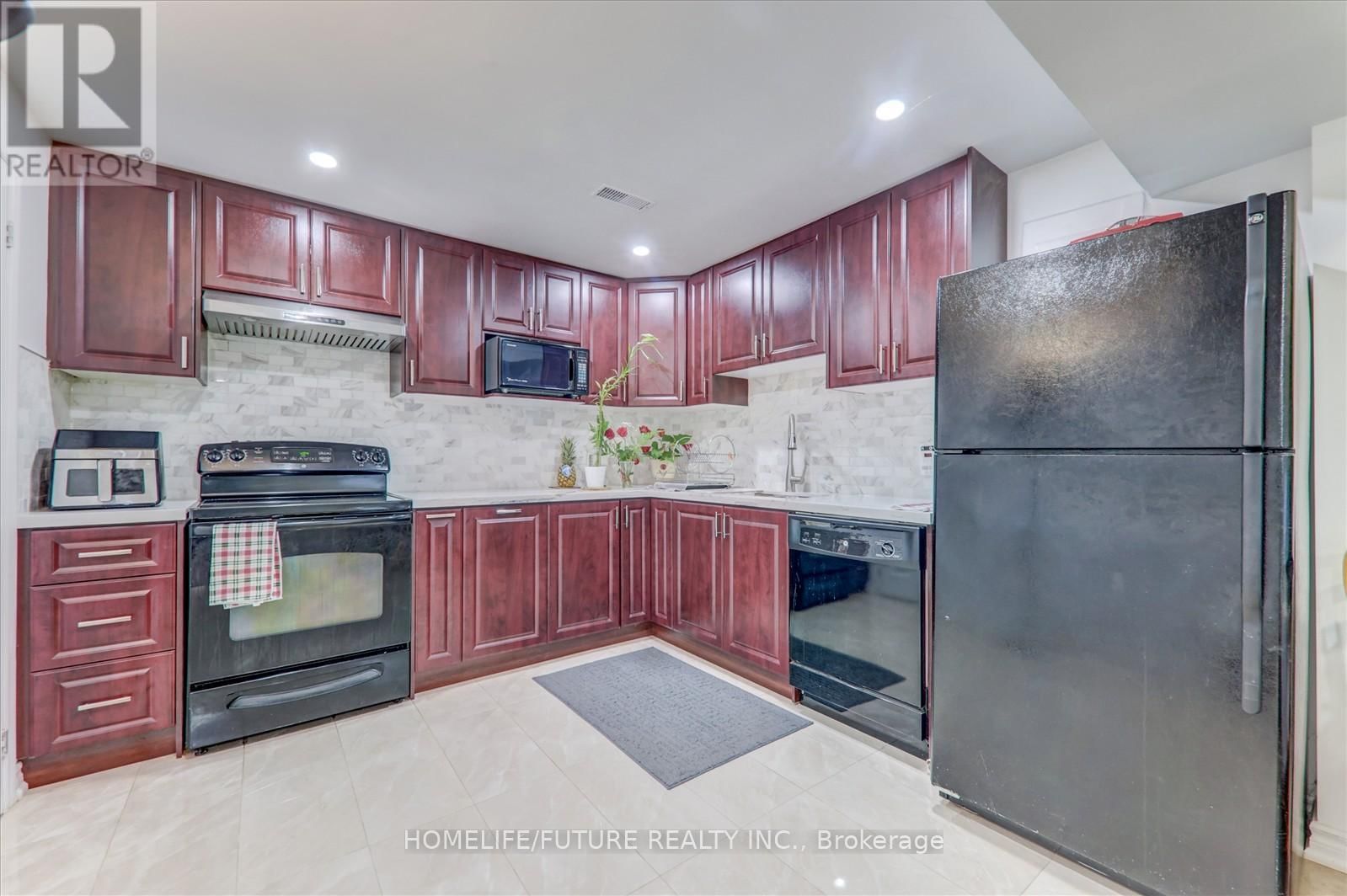 303 WILLIAMSON ROAD Image 33