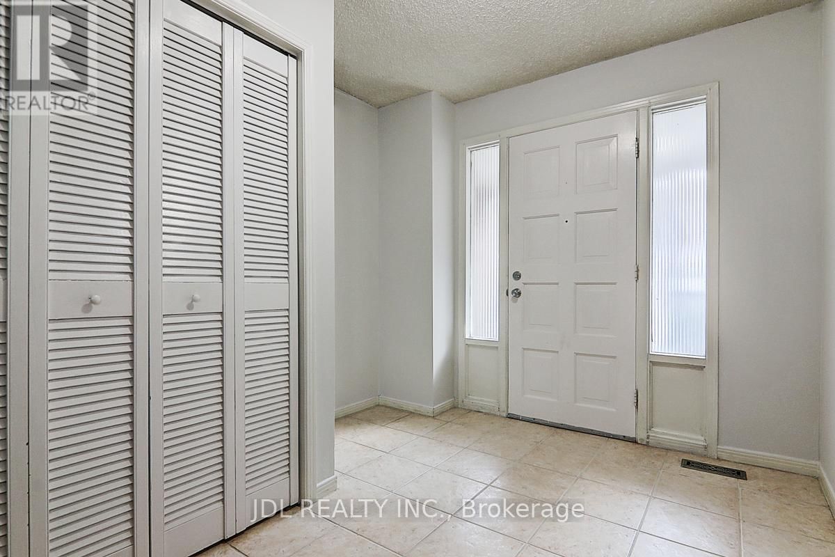 65 - 653 VILLAGE PARKWAY Image 2