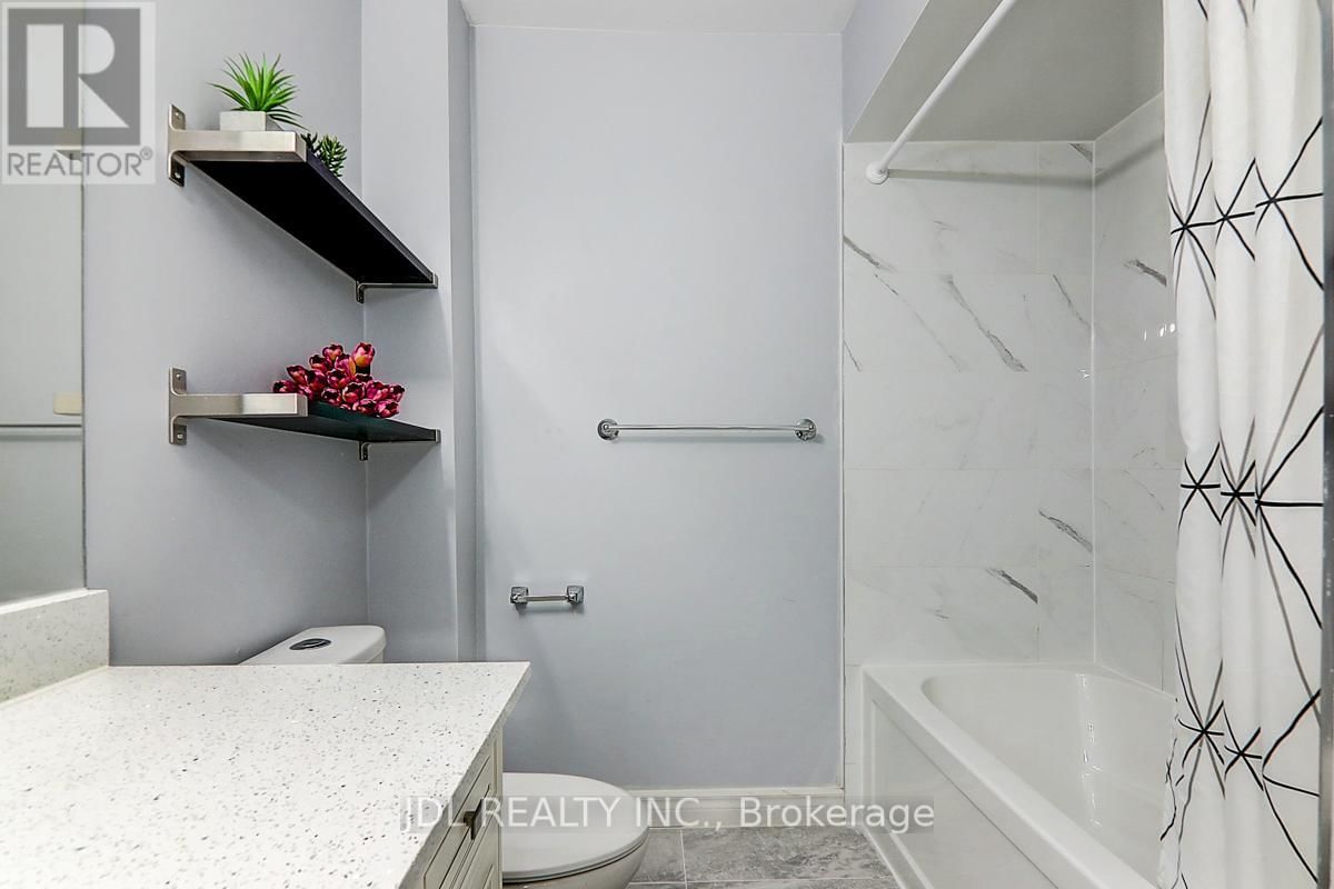 65 - 653 VILLAGE PARKWAY Image 26