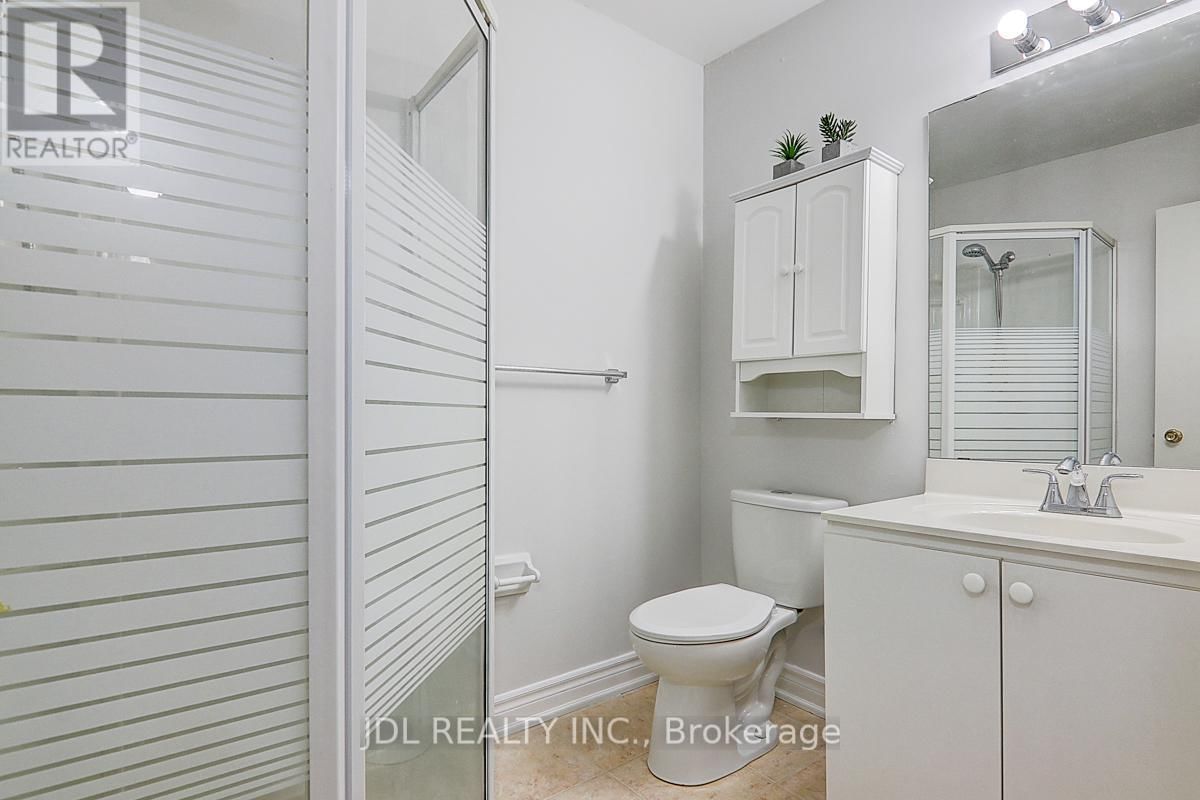 65 - 653 VILLAGE PARKWAY Image 31
