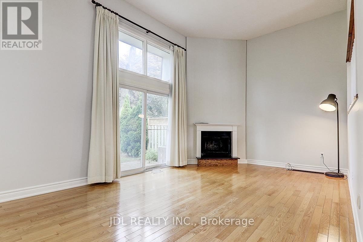 65 - 653 VILLAGE PARKWAY Image 6