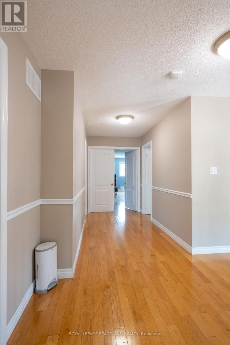 107 QUINCE CRESCENT Image 25