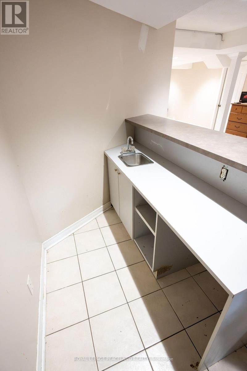 107 QUINCE CRESCENT Image 37