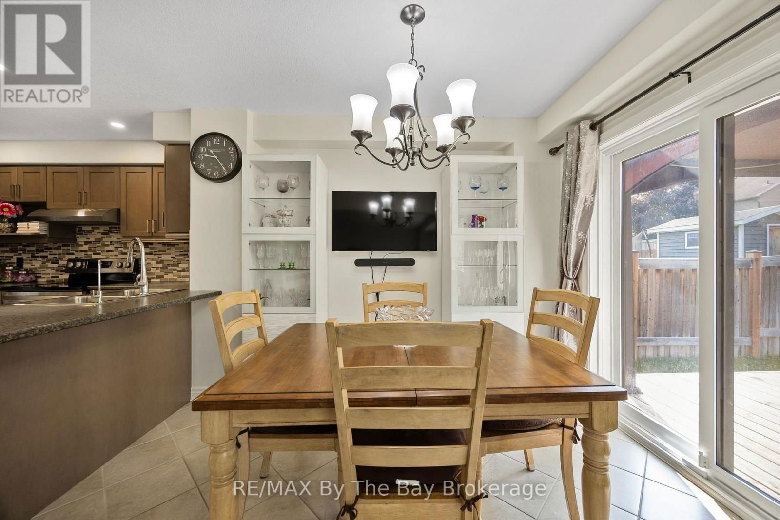 182 BANTING CRESCENT Image 11
