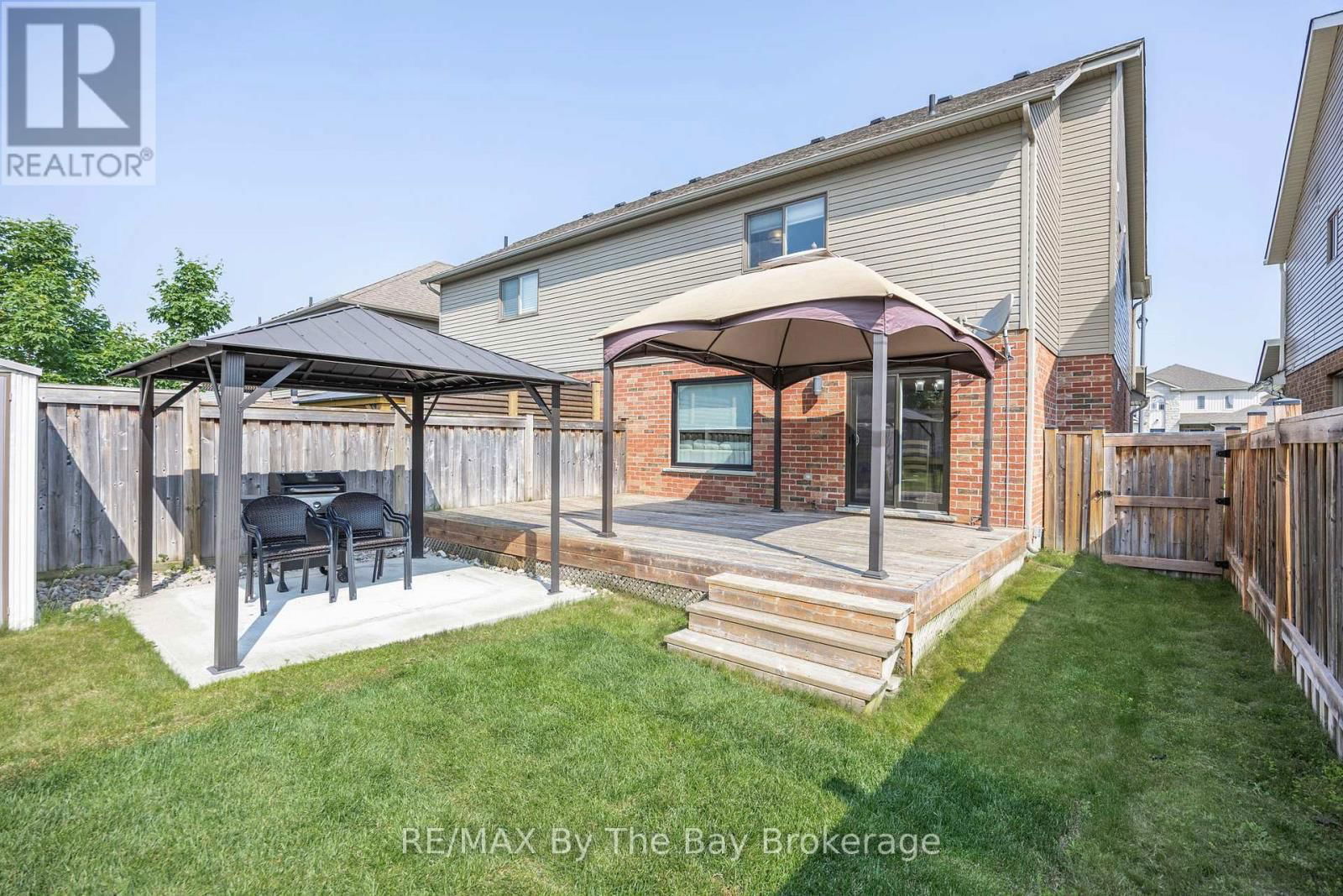 182 BANTING CRESCENT Image 25