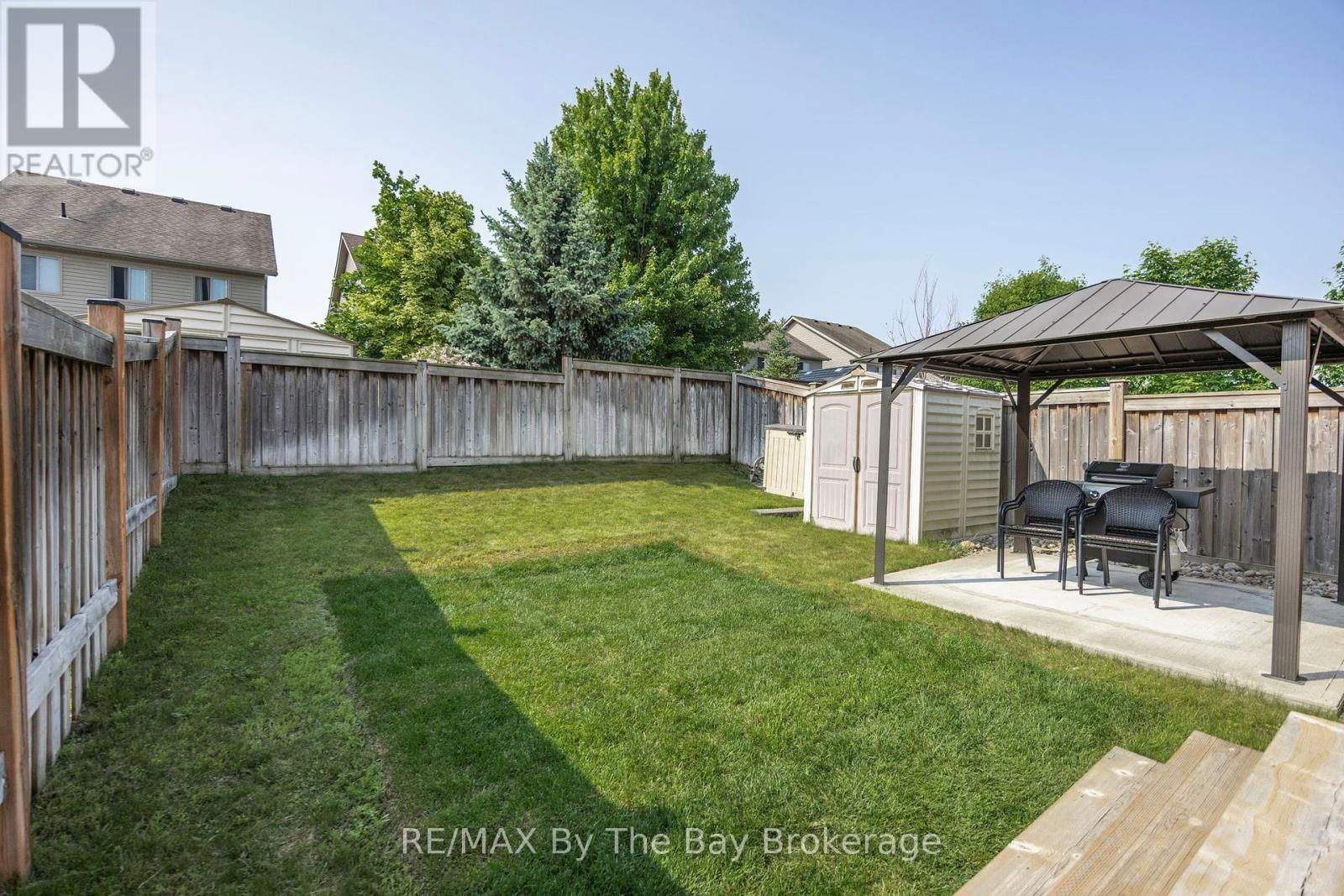 182 BANTING CRESCENT Image 27