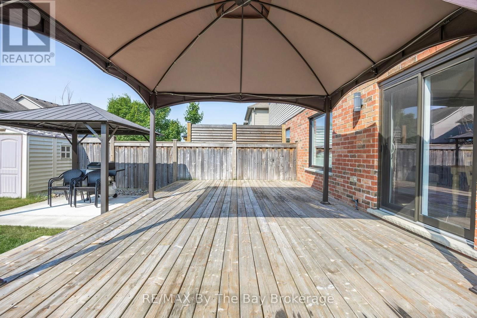182 BANTING CRESCENT Image 28