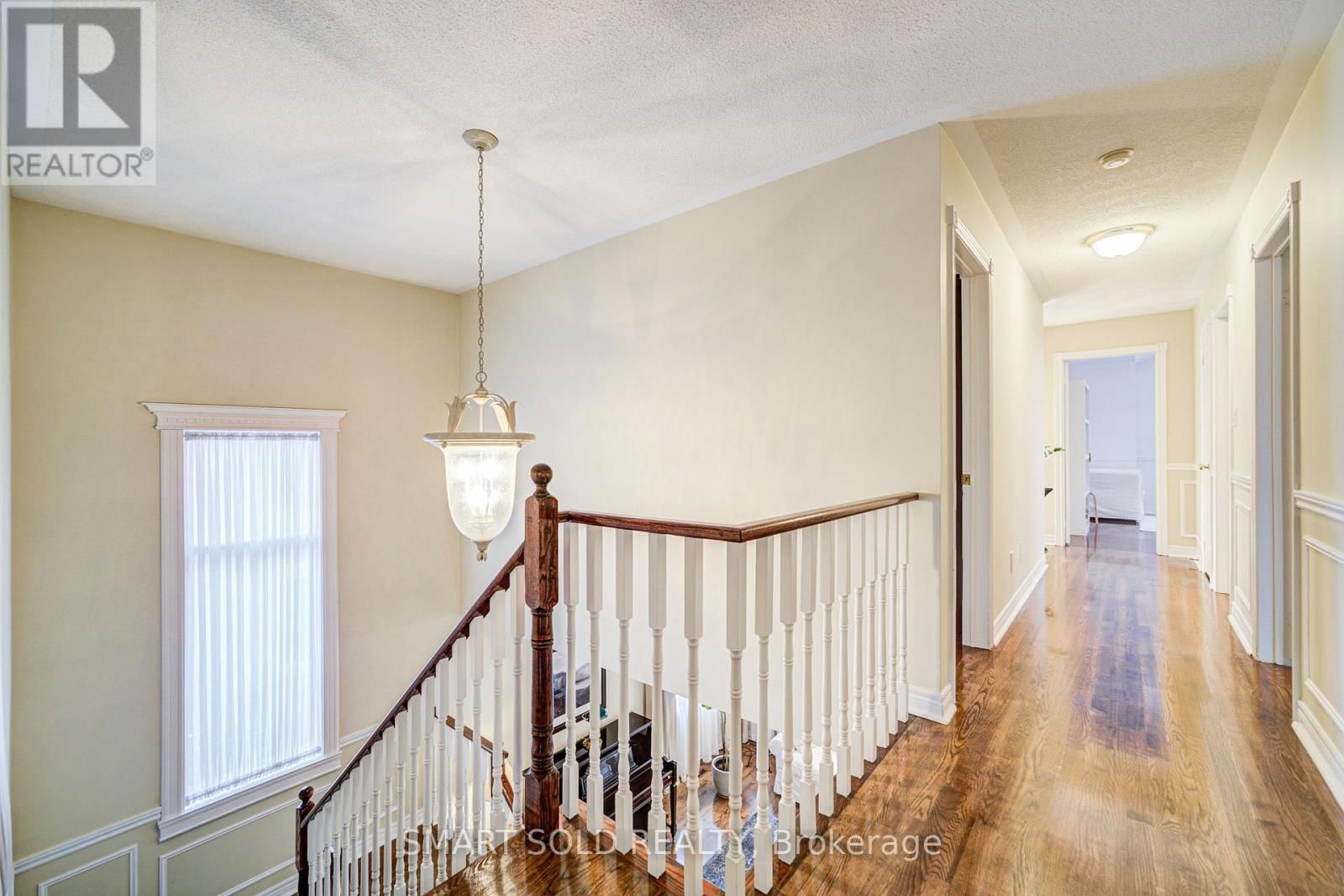 9 ALPINE CRESCENT Image 27