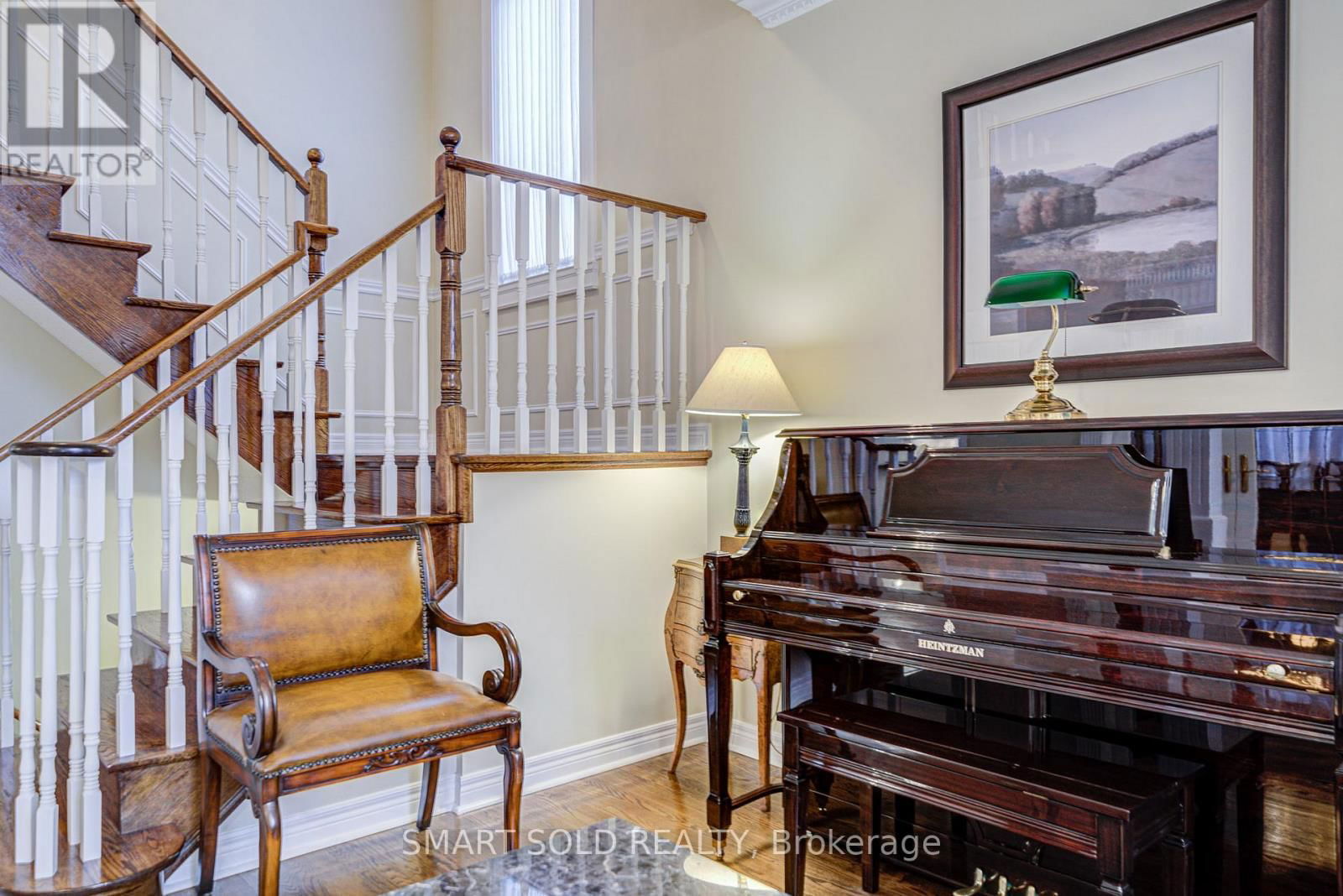 9 ALPINE CRESCENT Image 8