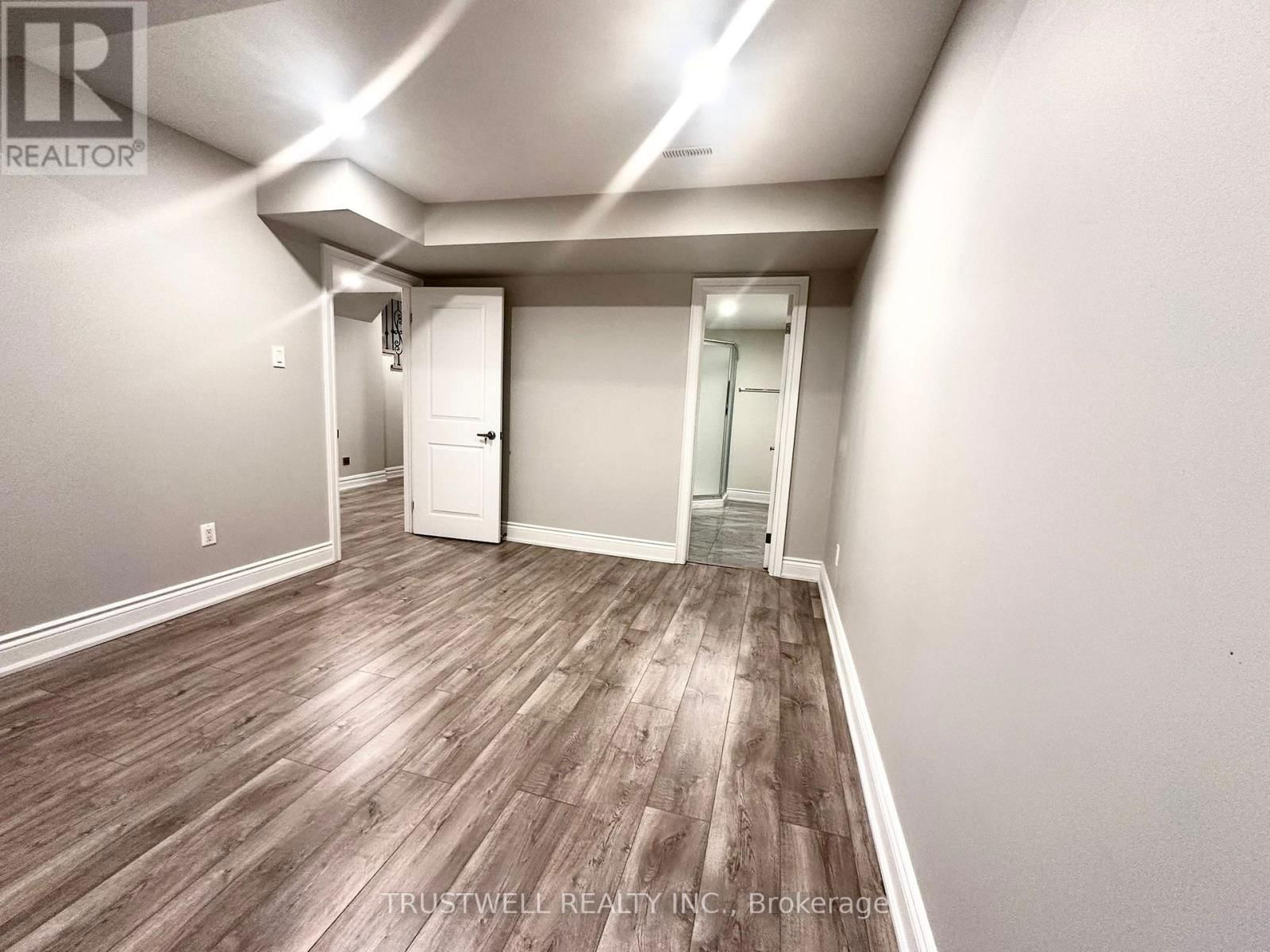 57 EMERY HILL BOULEVARD Image 37