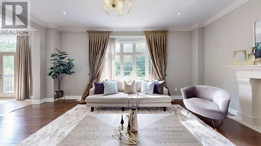 126 SIR STEVENS DRIVE Image 12