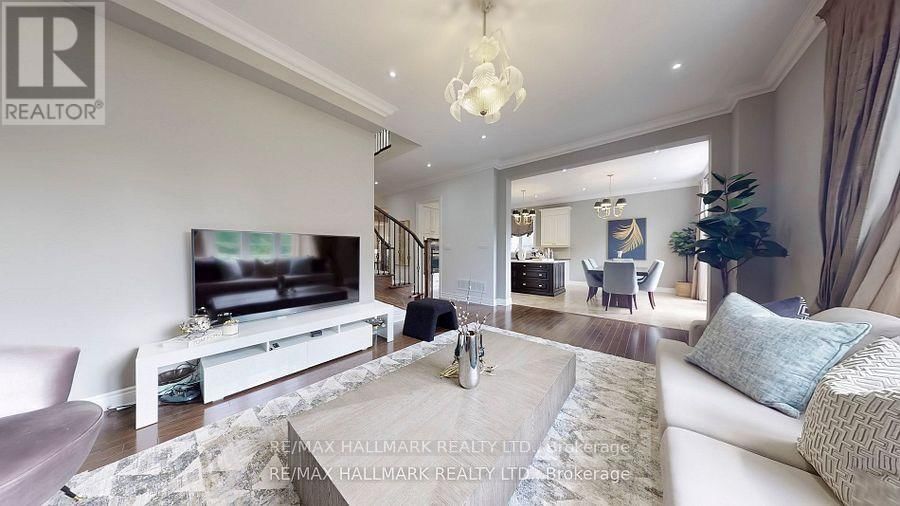 126 SIR STEVENS DRIVE Image 14