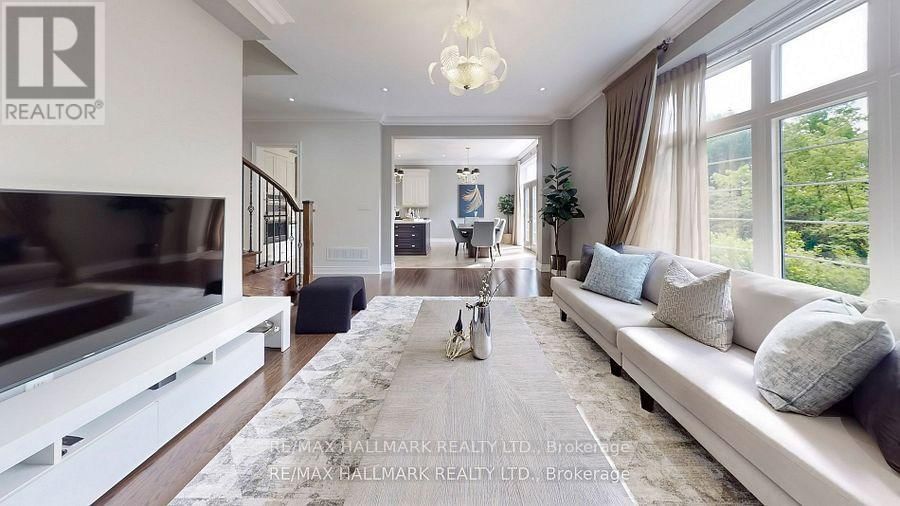 126 SIR STEVENS DRIVE Image 15