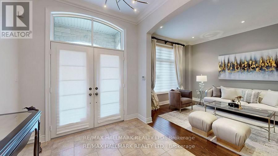 126 SIR STEVENS DRIVE Image 3
