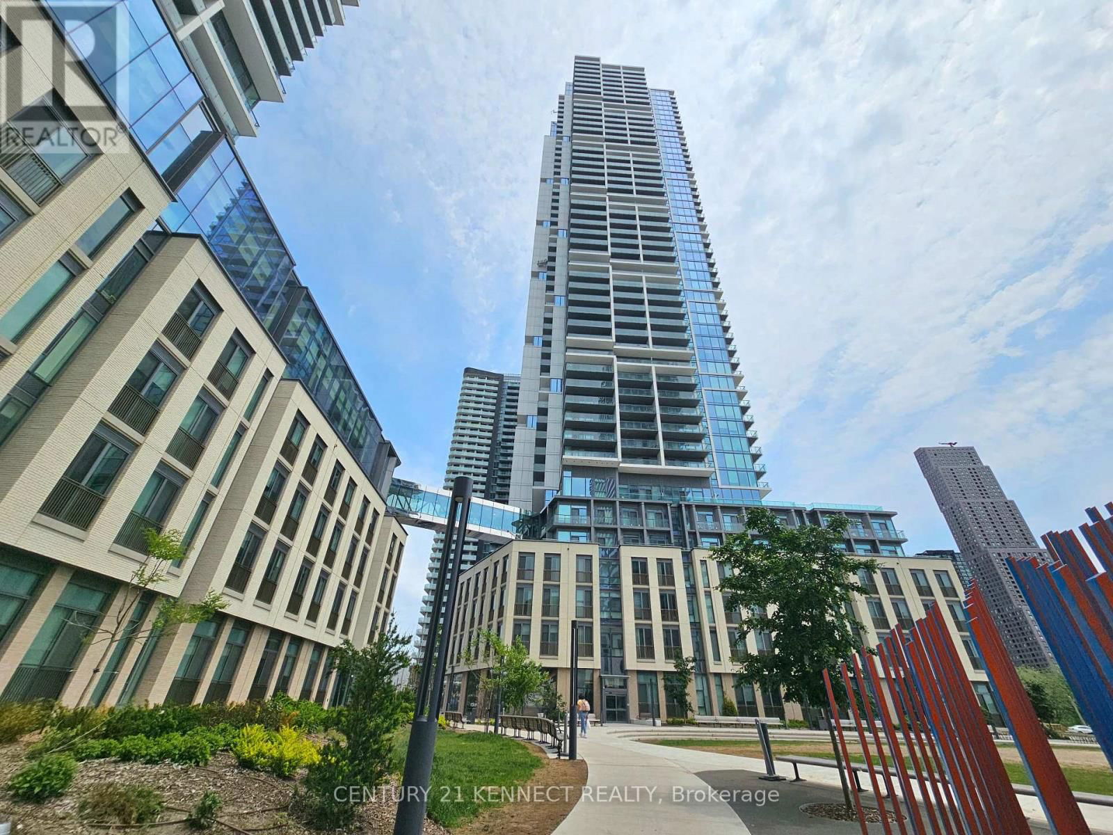 2911 - 7890 JANE STREET Image 1