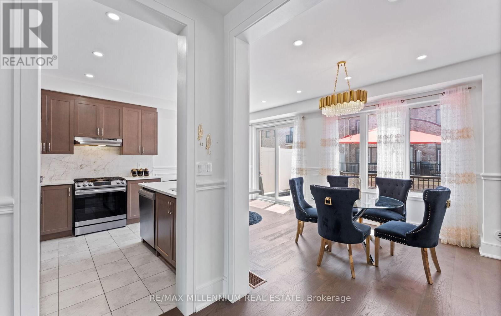 83 CASLEY AVENUE Image 11