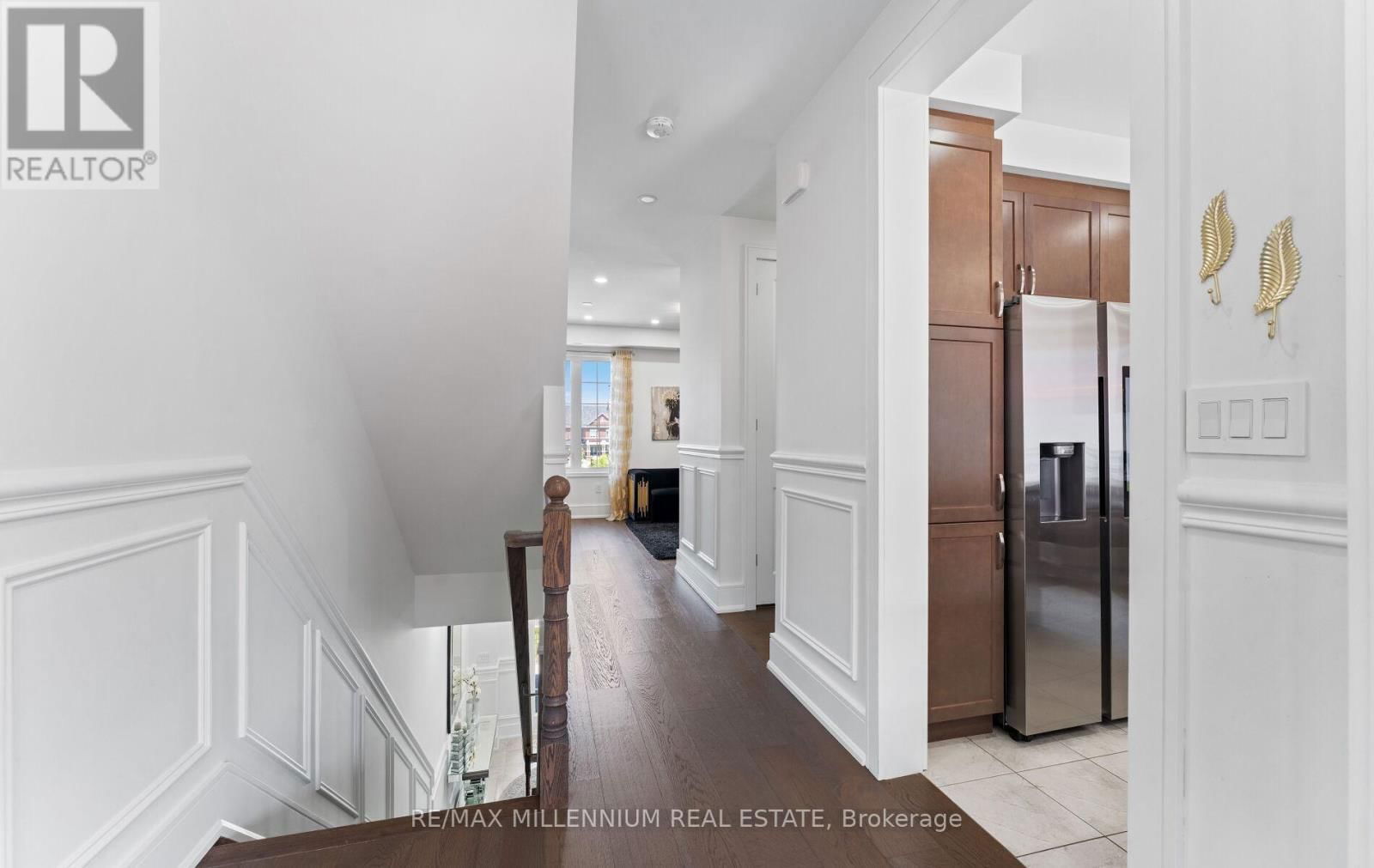 83 CASLEY AVENUE Image 18