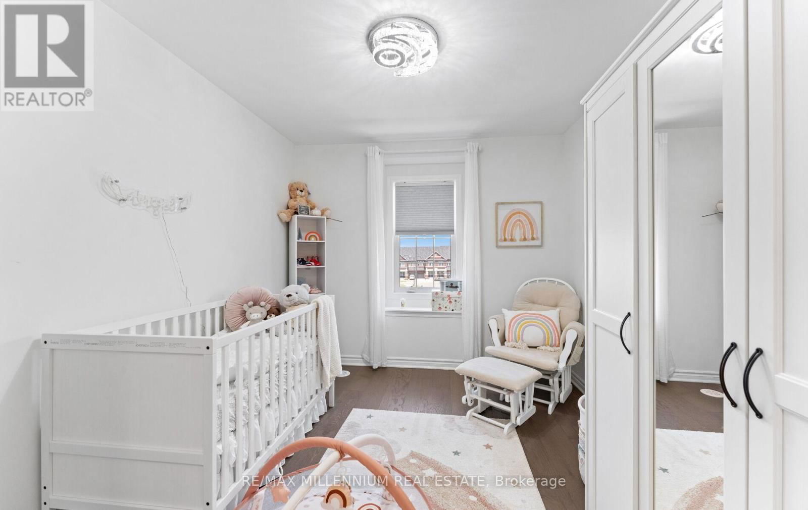83 CASLEY AVENUE Image 24