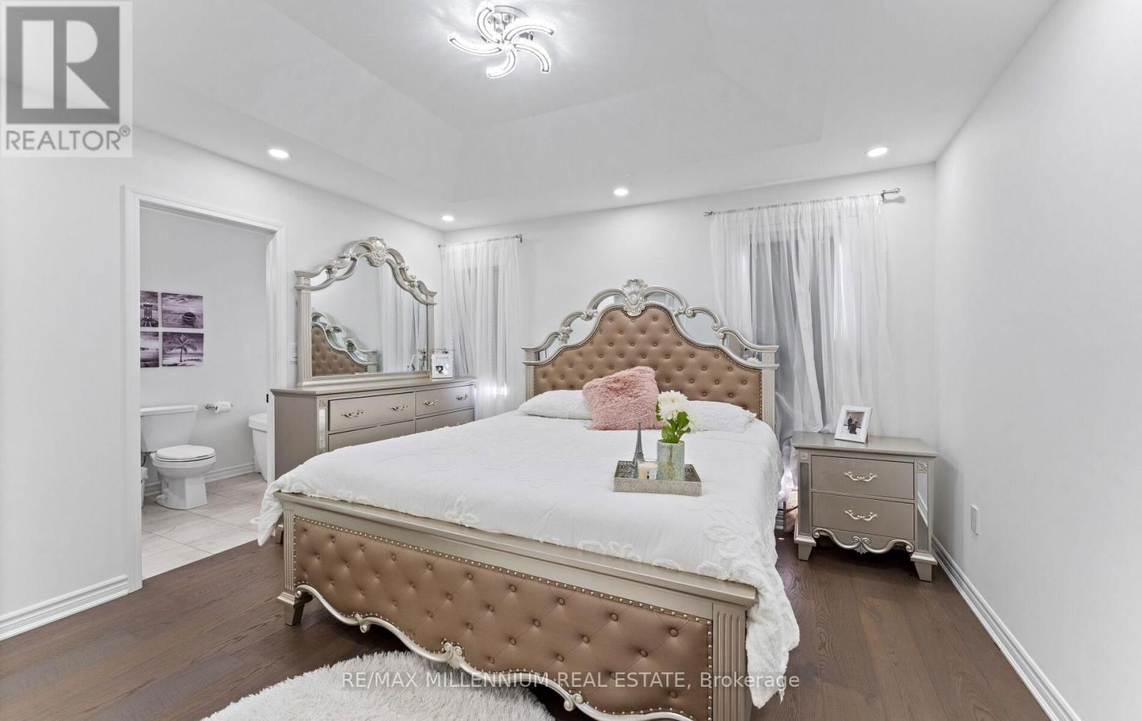 83 CASLEY AVENUE Image 26