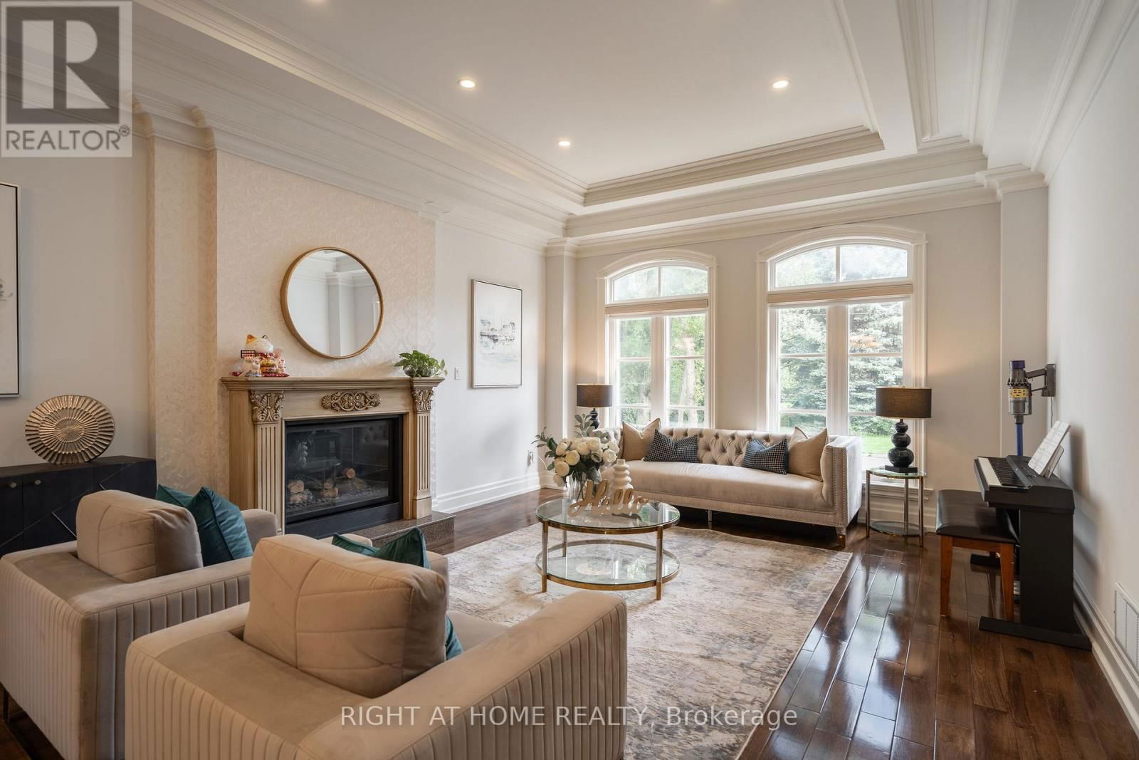 286 FERN AVENUE Image 4