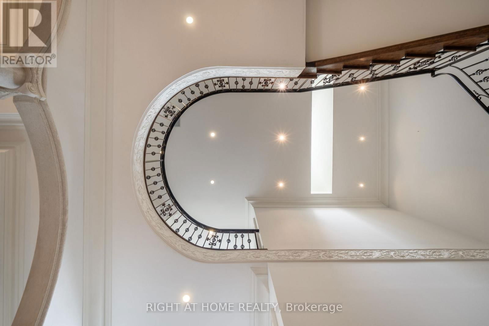 286 FERN AVENUE Image 7