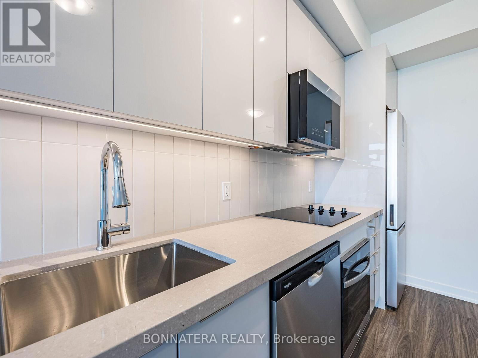 2327 - 498 CALDARI ROAD Image 14