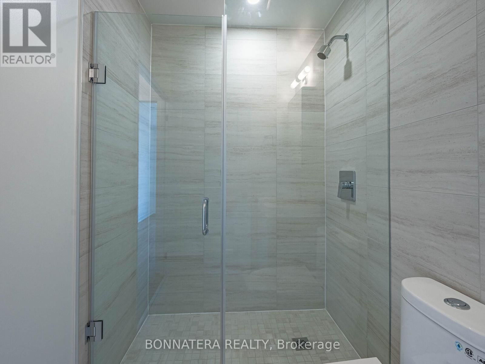 2327 - 498 CALDARI ROAD Image 32