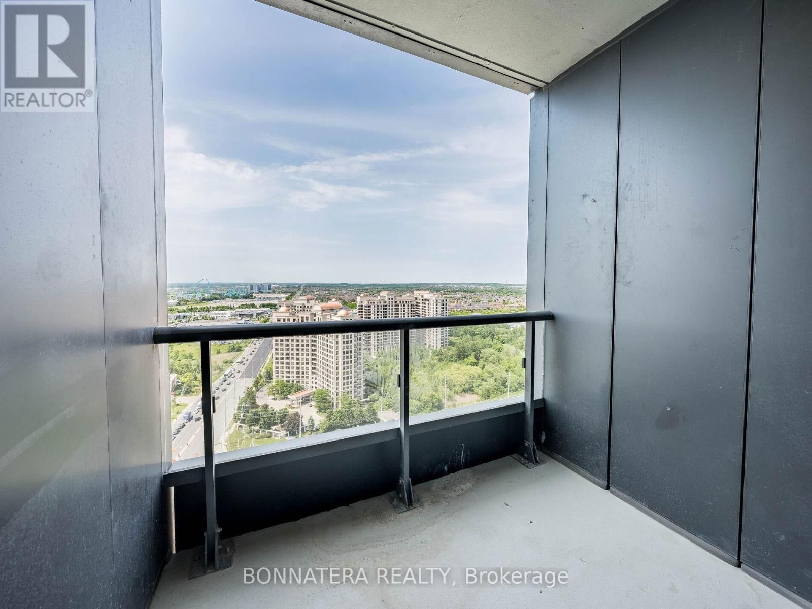 2327 - 498 CALDARI ROAD Image 35