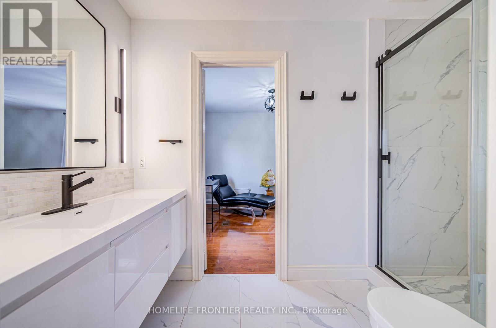 3 WAINWRIGHT AVENUE Image 25