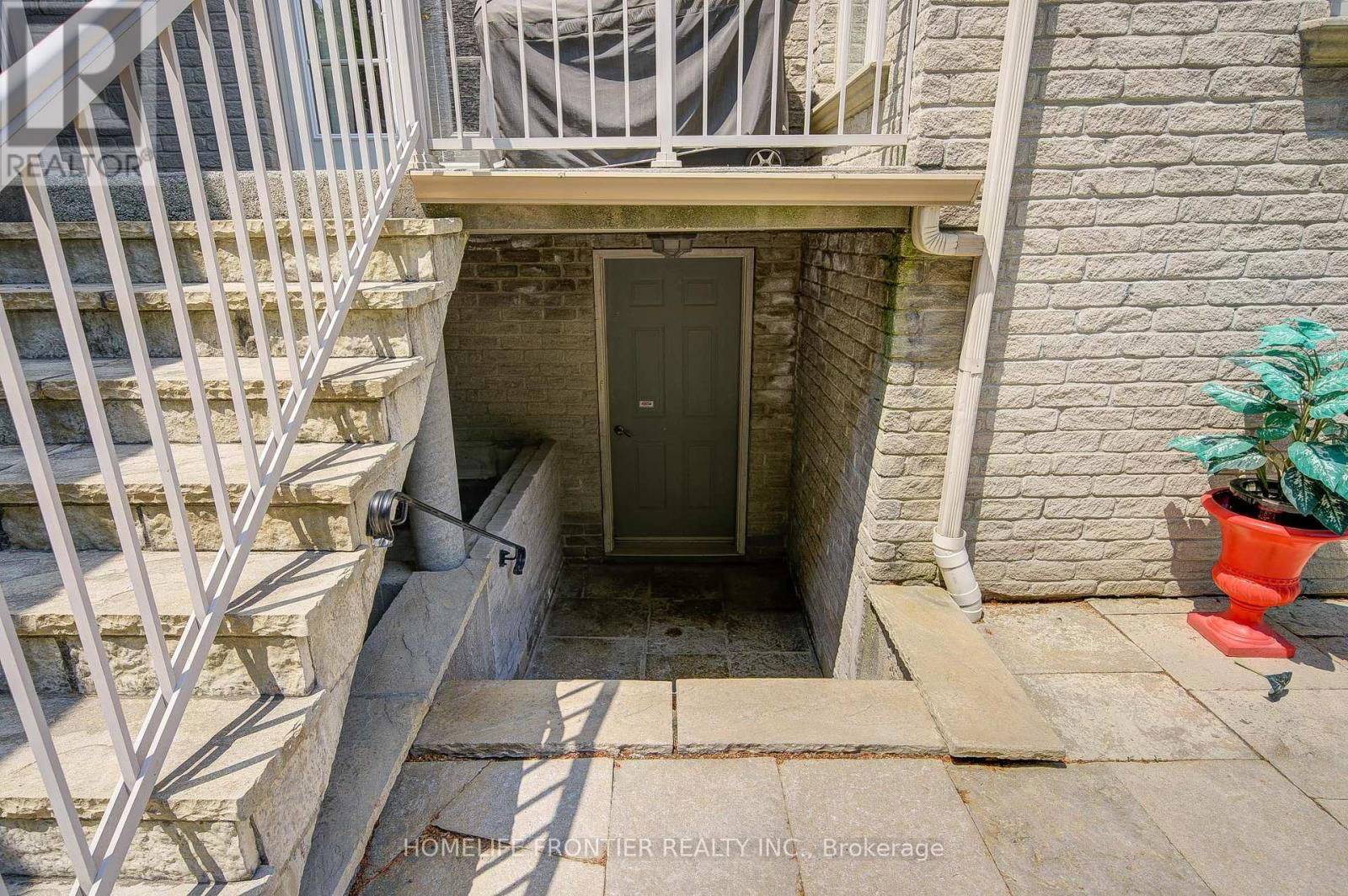 3 WAINWRIGHT AVENUE Image 44