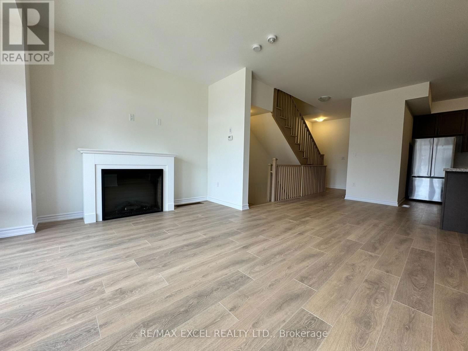20 GRIFFITH STREET Image 10