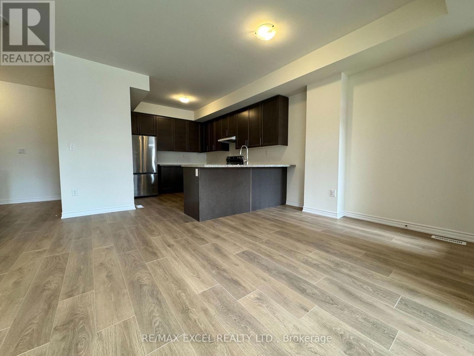 20 GRIFFITH STREET Image 5