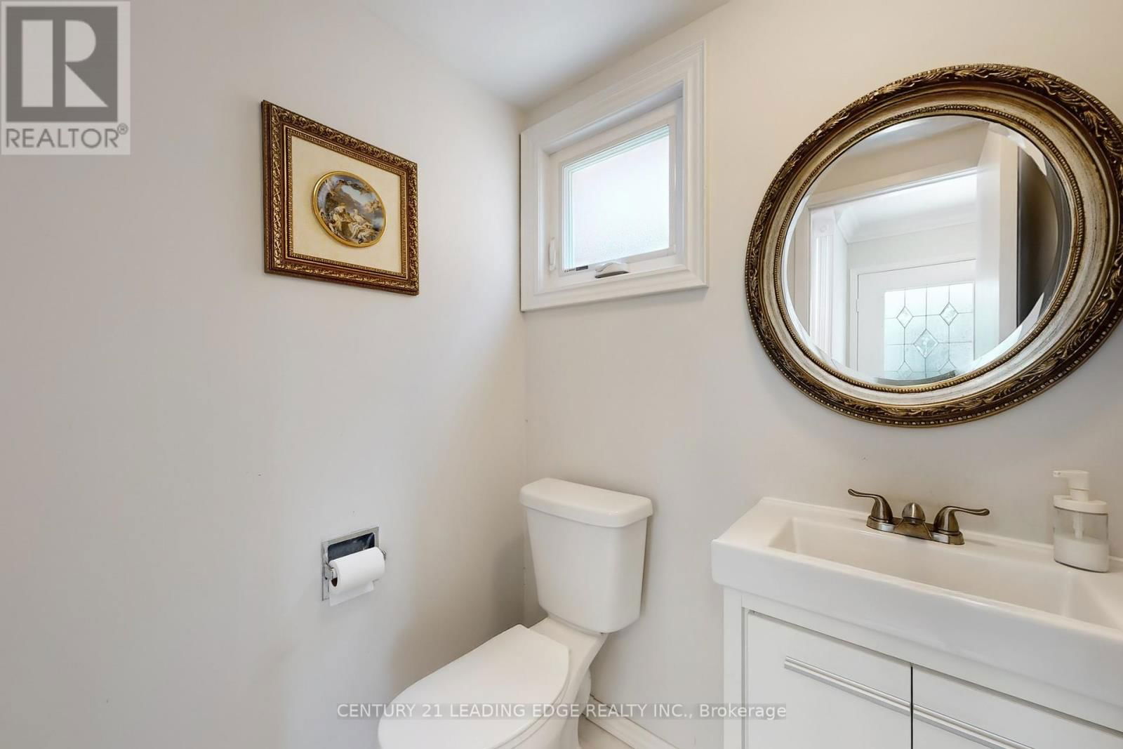 148 STEPHEN STREET Image 14