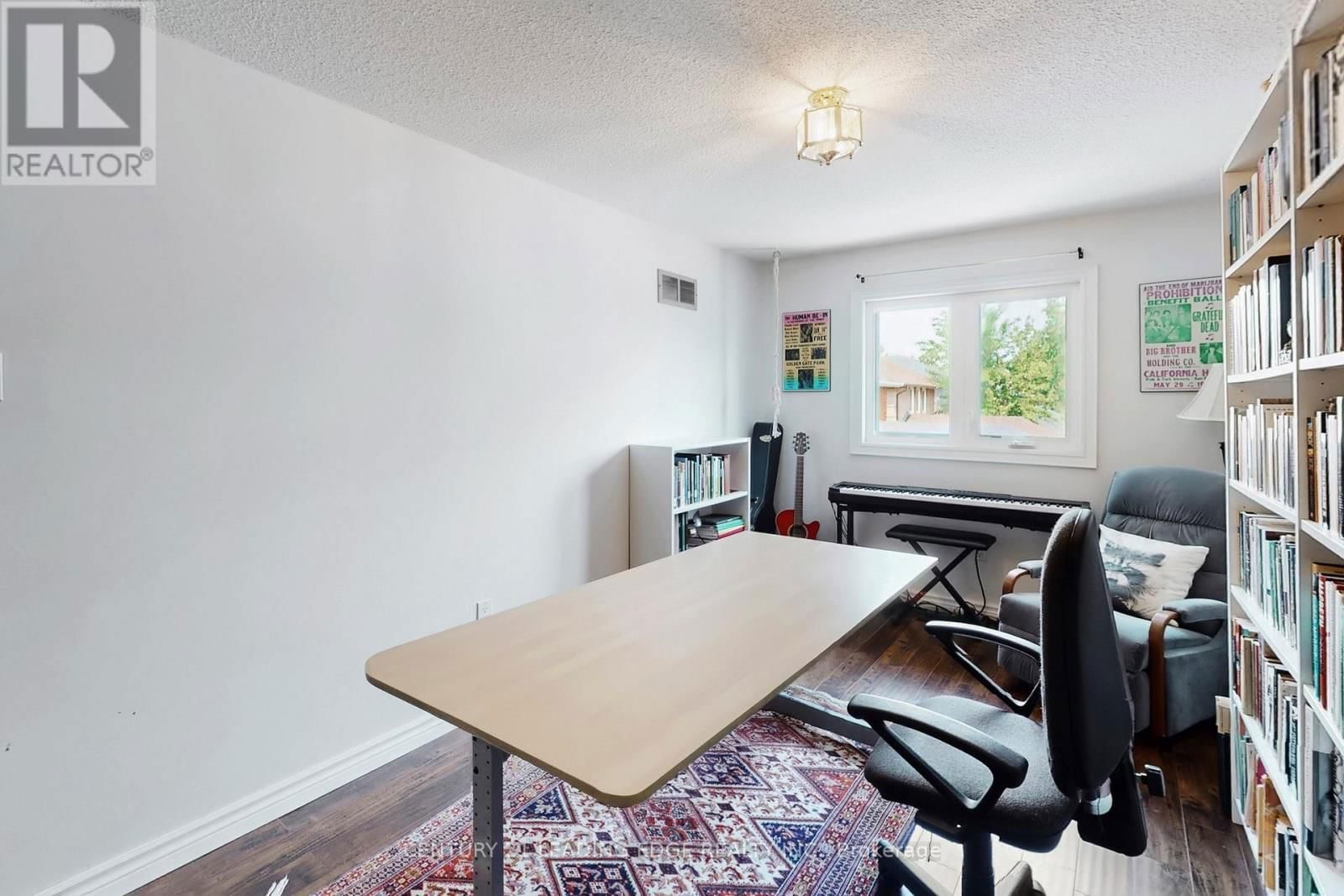 148 STEPHEN STREET Image 23