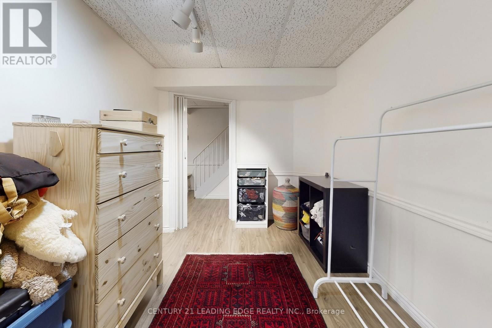 148 STEPHEN STREET Image 39