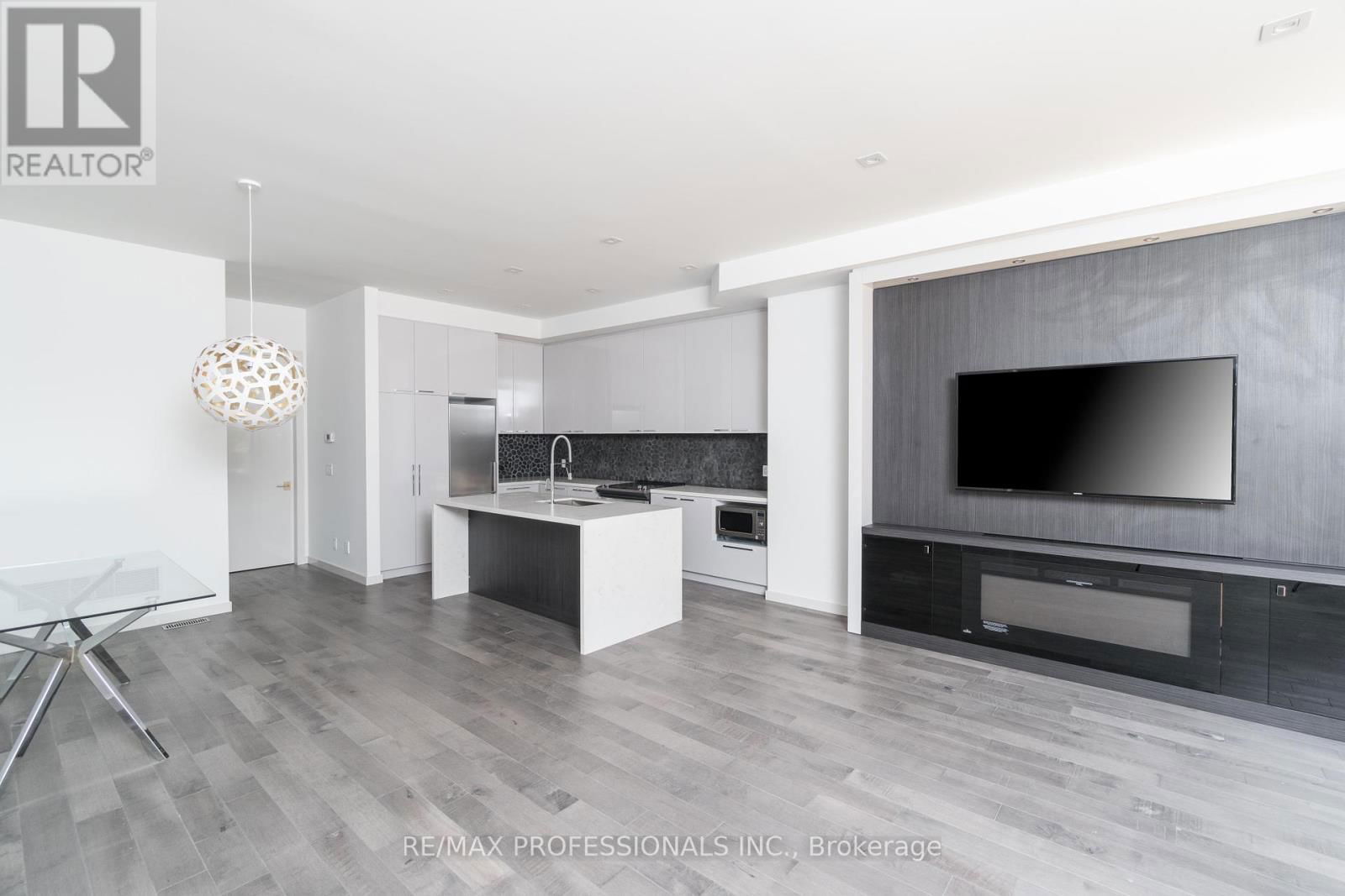 4599 LANGSTAFF ROAD Image 32