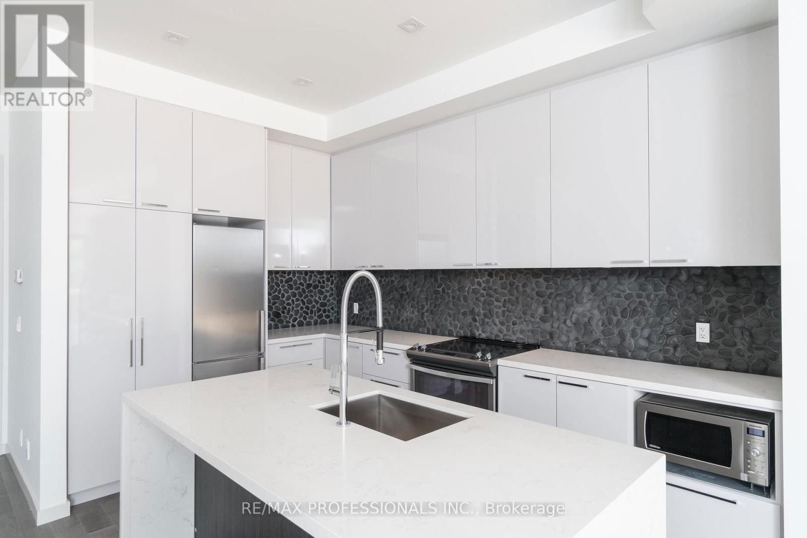 4599 LANGSTAFF ROAD Image 34