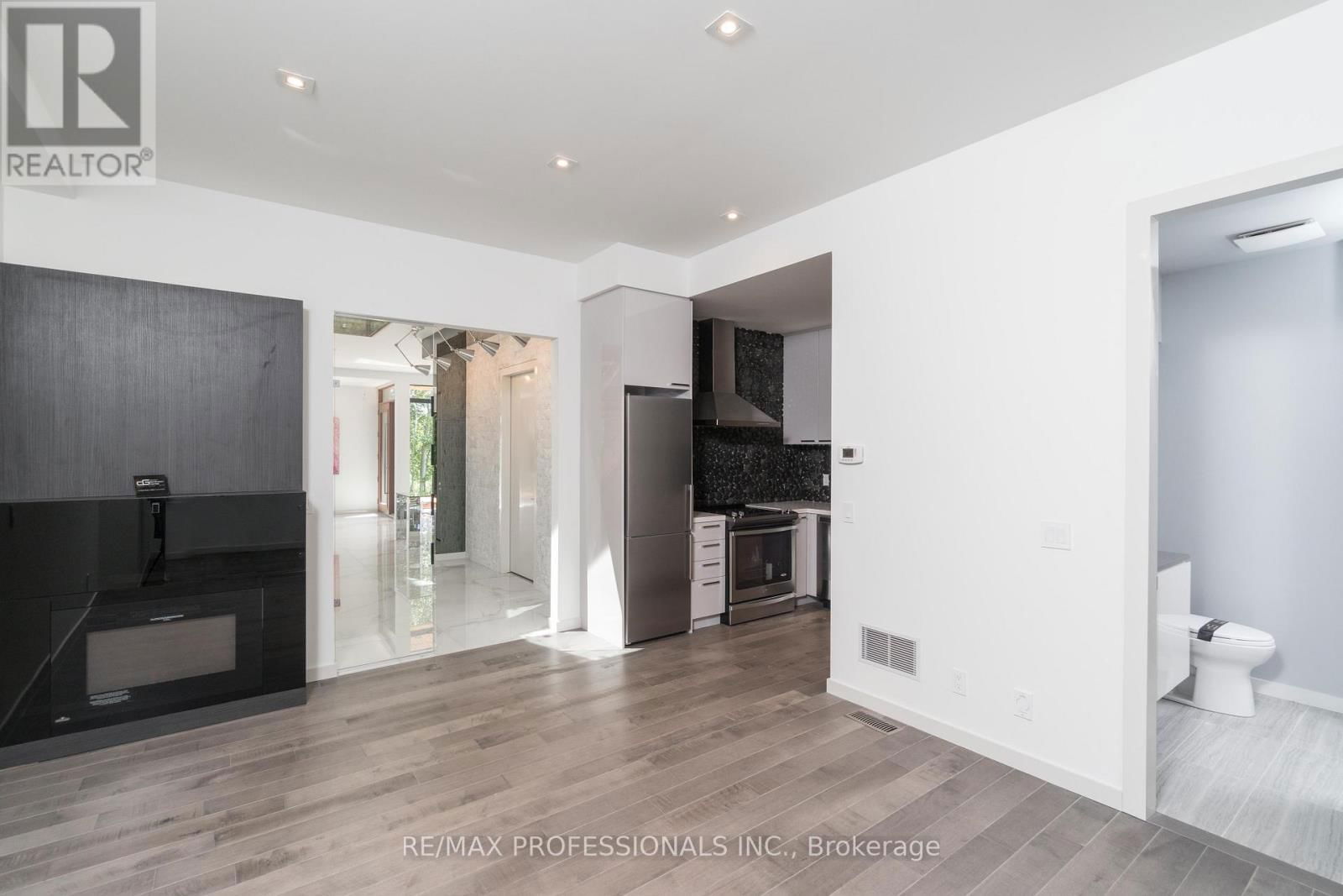 4599 LANGSTAFF ROAD Image 40
