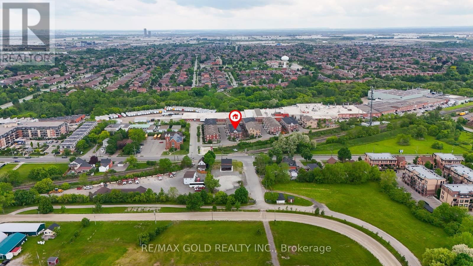 25 - 10 PORTER AVENUE WEST Image 37