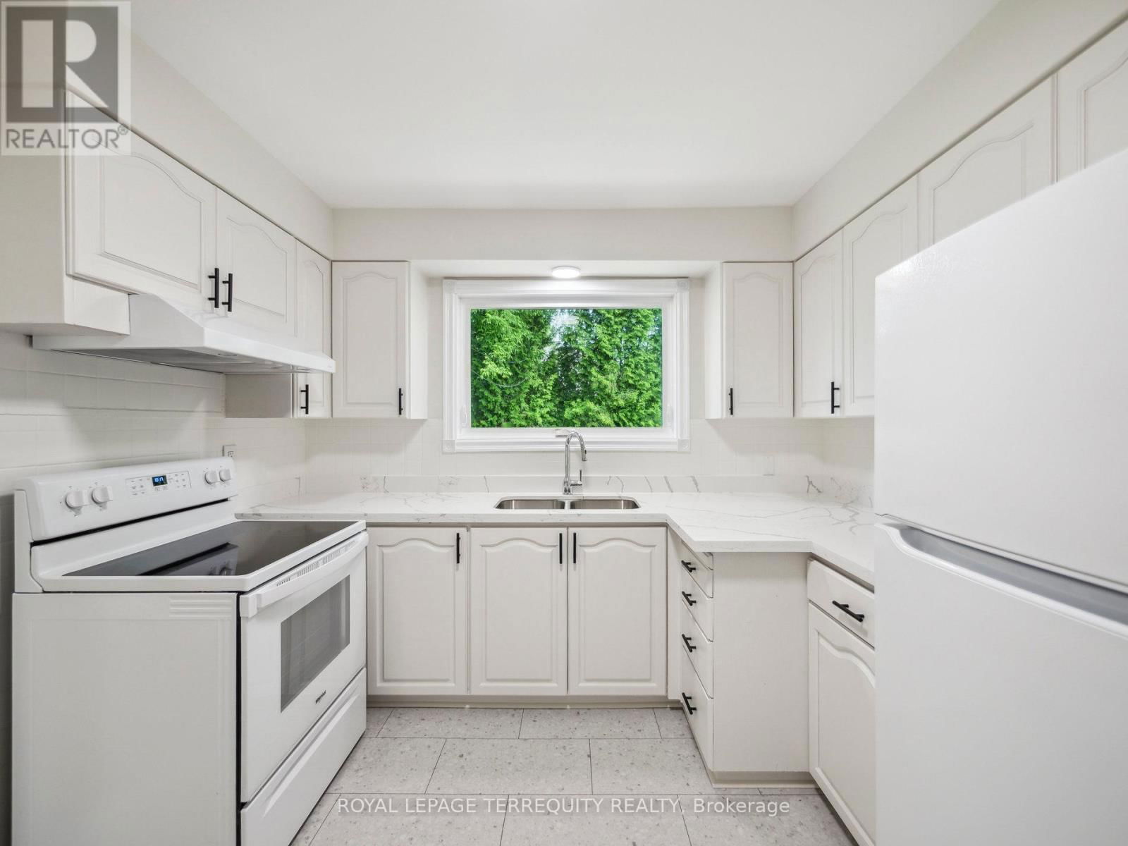 139 DRISCOLL ROAD Image 21